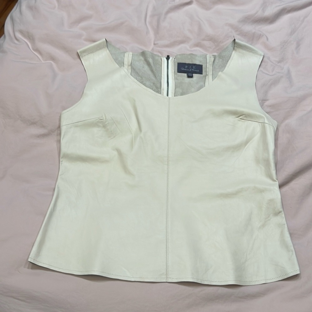 PJK (Patterson J Kincaid) Lamb Leather. Size Medium.